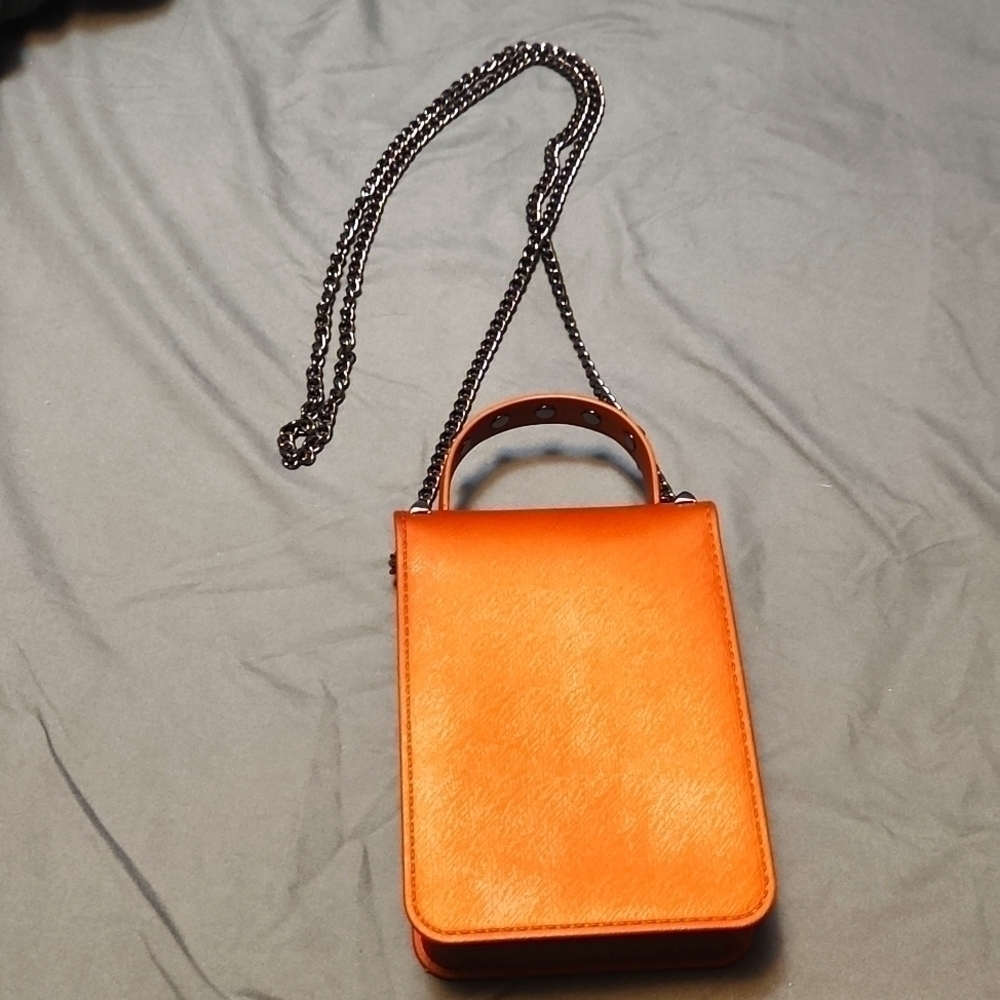 Purse - Picture 2 of 2